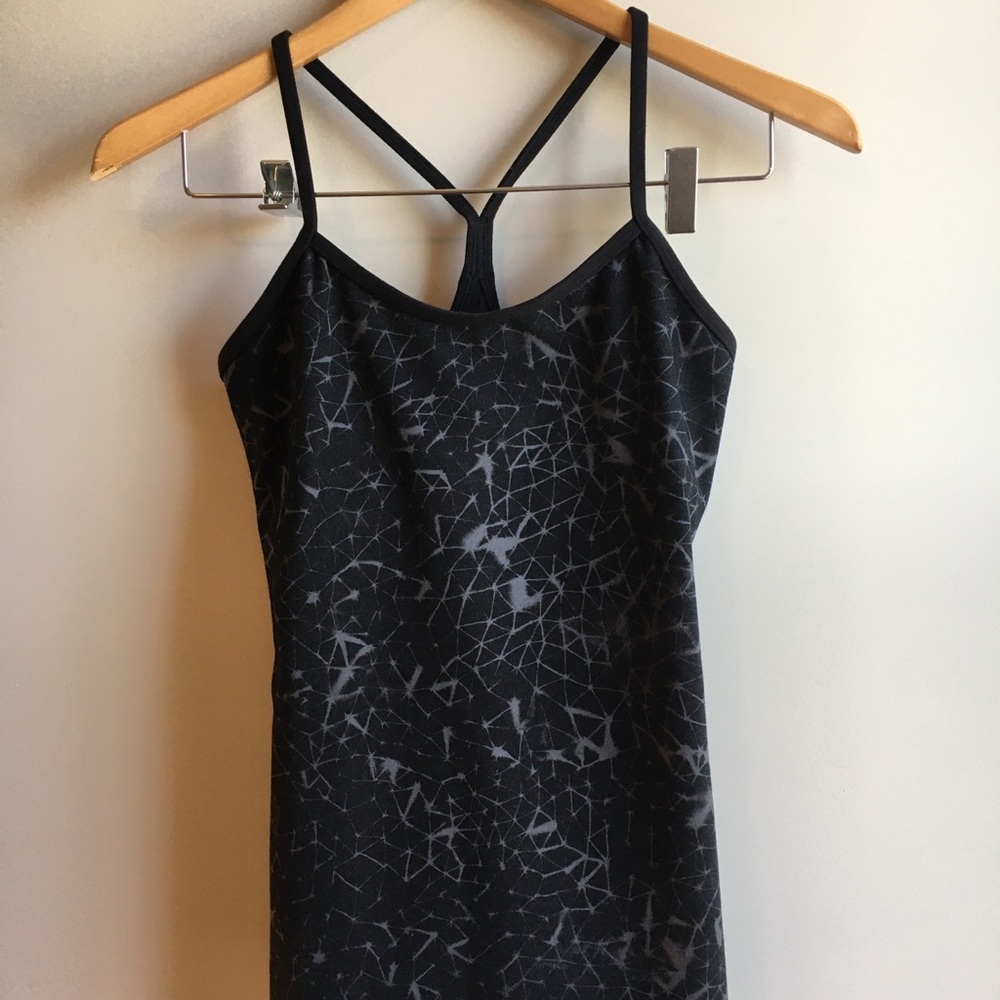 Lululemon Power Y Black Workout Tank 6 - Picture 5 of 5